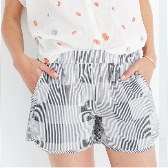Madewell Pull-On Shorts in Striped Check Medium - Picture 1 of 5